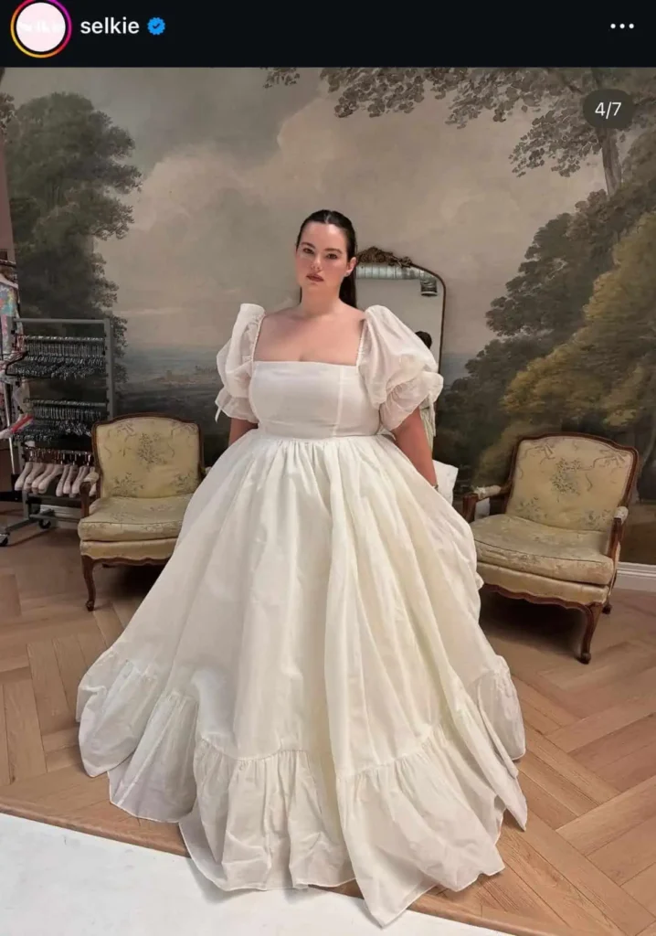 Romantic Cream Puff Sleeve Ball Gown