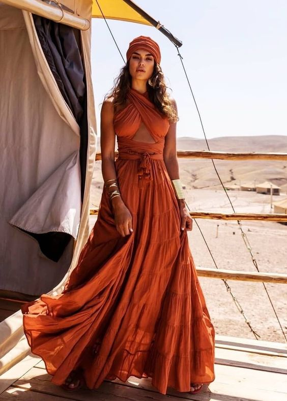 Chic Capsules & Trendy Bohemian Wardrobe
