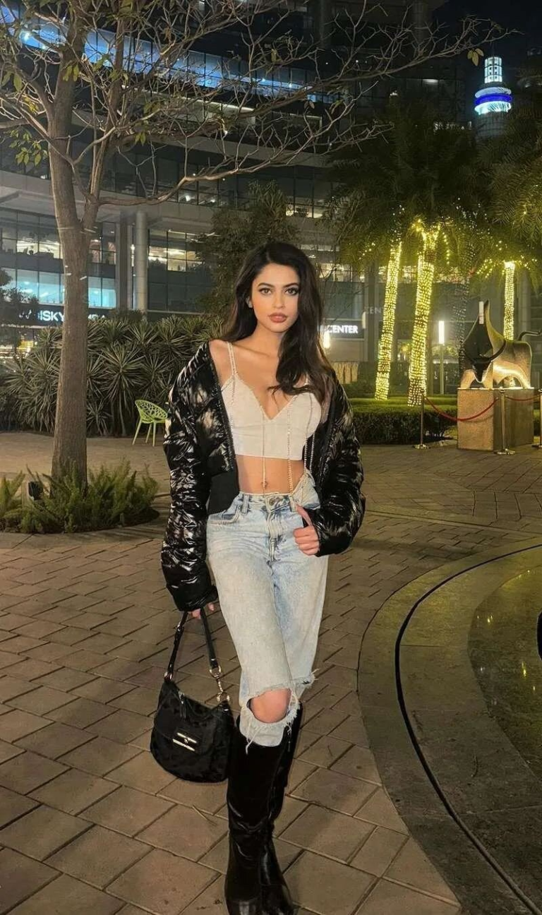 20 Trendy Concert Look Ideas That’ll Make You the Best-Dressed Fan in the Crowd