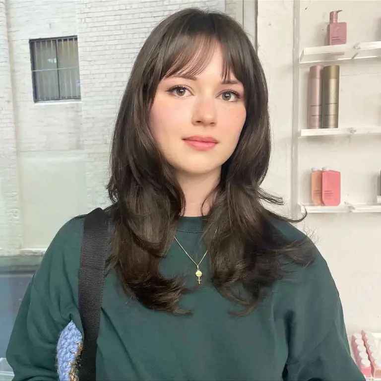 14 Different Types of Bangs to Try Out!