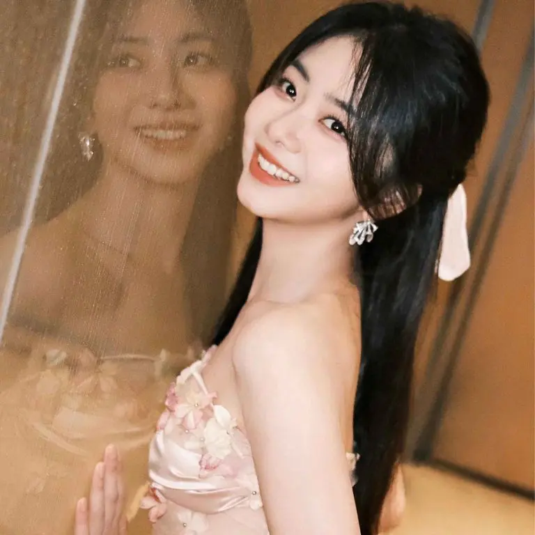 15 Stunning Korean Hairstyles for Women!