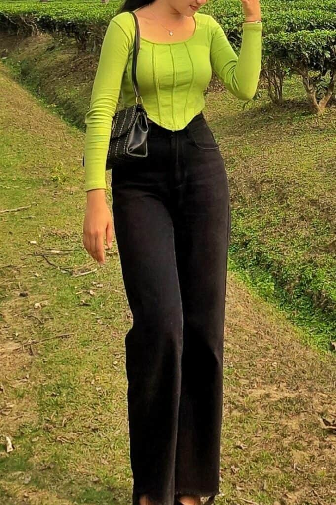 20 Fierce Latina Back-to-School Looks: Slay the First Day and Beyond