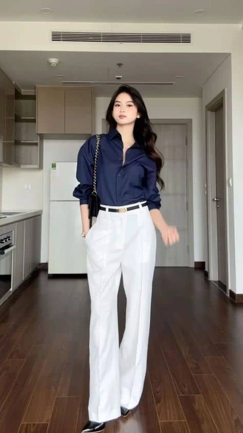 20 Stylish Teacher Outfits to Rock the Classroom This Back-to-School Season