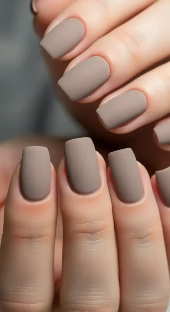 23 Short Nail Ideas 2026: Elegant, Fresh & Trendy Looks